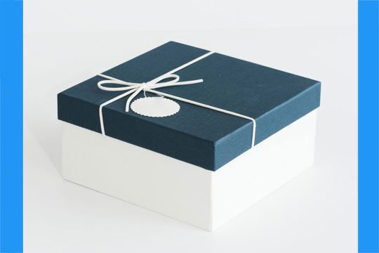 custom gift boxes manufacturer