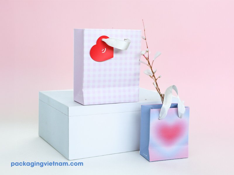 paper gift bag 1