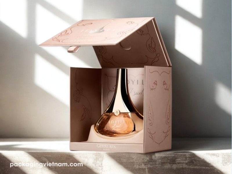luxury-cosmetic-box-13