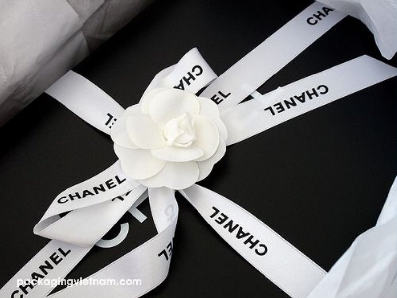 luxury-cosmetic-box-14